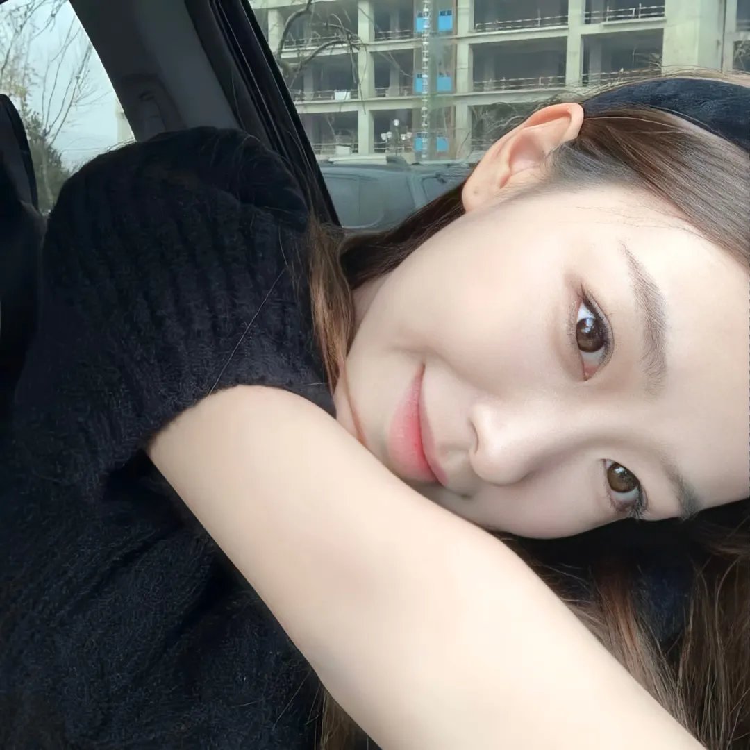 黄金国度，小小总裁敢爱我