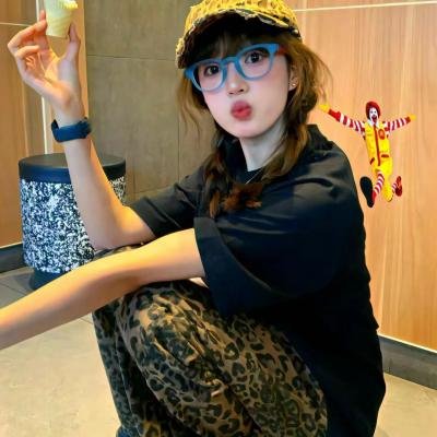 小师妹每天只想被逐出师门